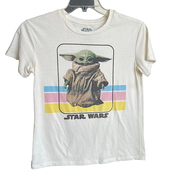 STAR Wars The Mandalorian Baby Yoda Crew Neck T-Shirt Size Small - Picture 1 of 4